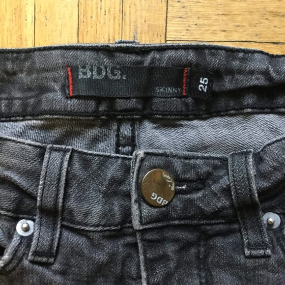 🌿2/$20 BDG (Urban Outfitters) dark grey skinny jeans - Picture 2 of 8